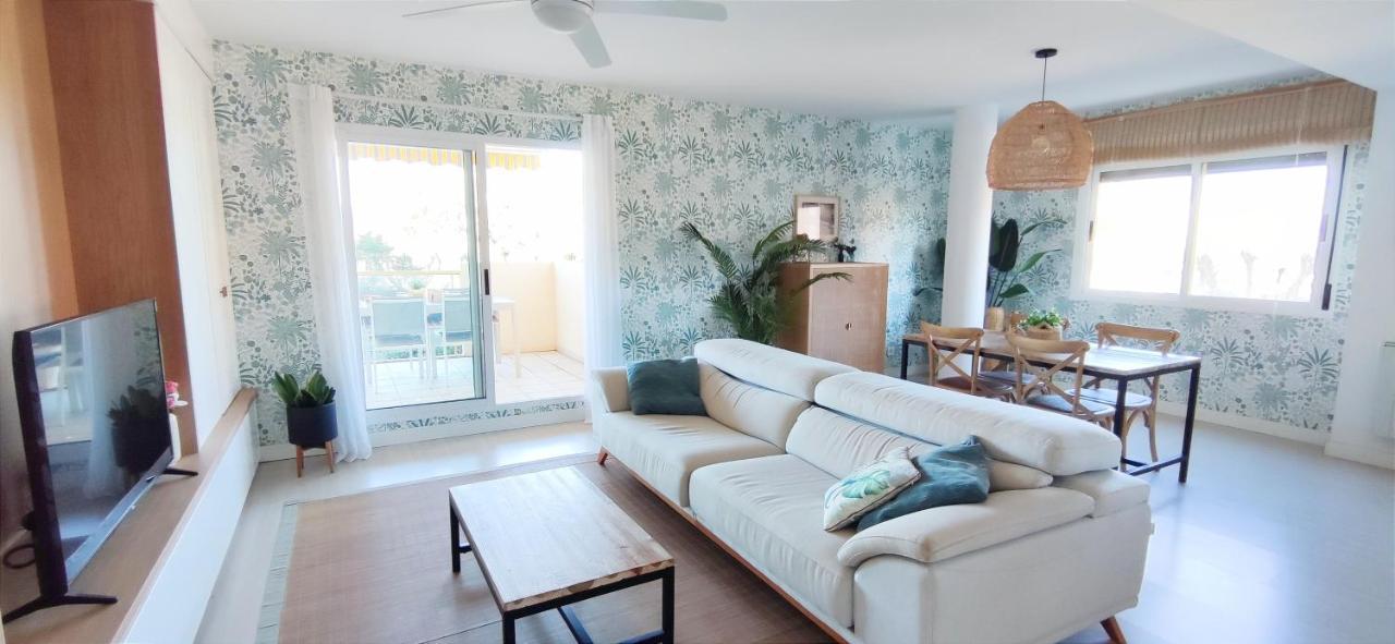 Apartamento Lagos Del Castillo By Denia Costa Екстер'єр фото